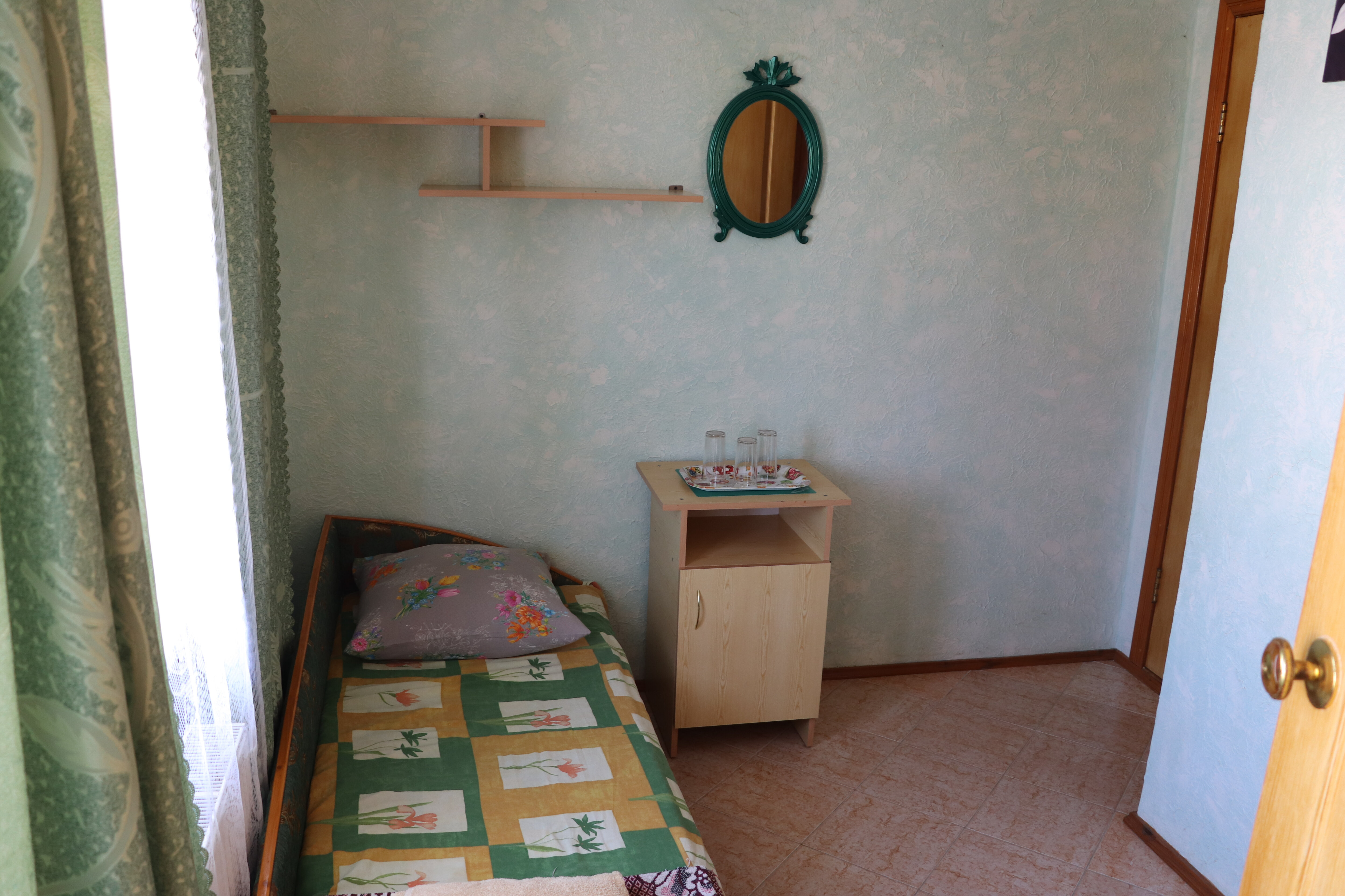 Фото Изумрудный