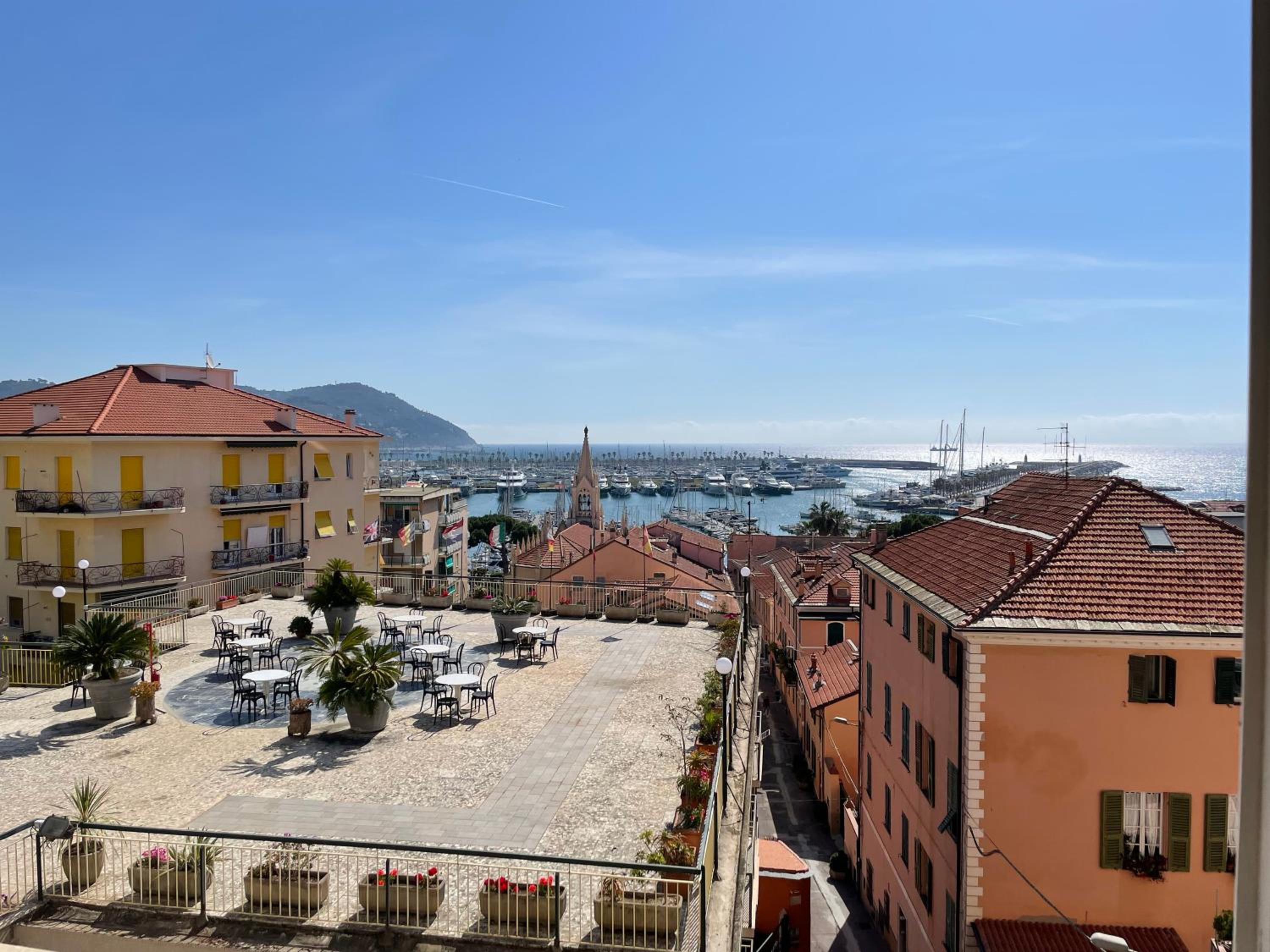 Фото Hotel Robinia