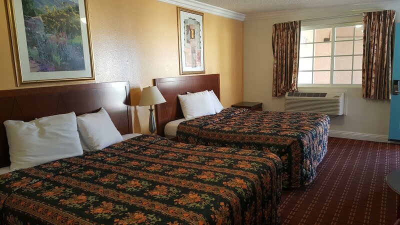 Гостиница Royal Inn Motel Long Beach в Лонг-Бич