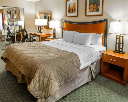 Гостиница Quality Inn and Conference Center Greeley Downtown в Грили