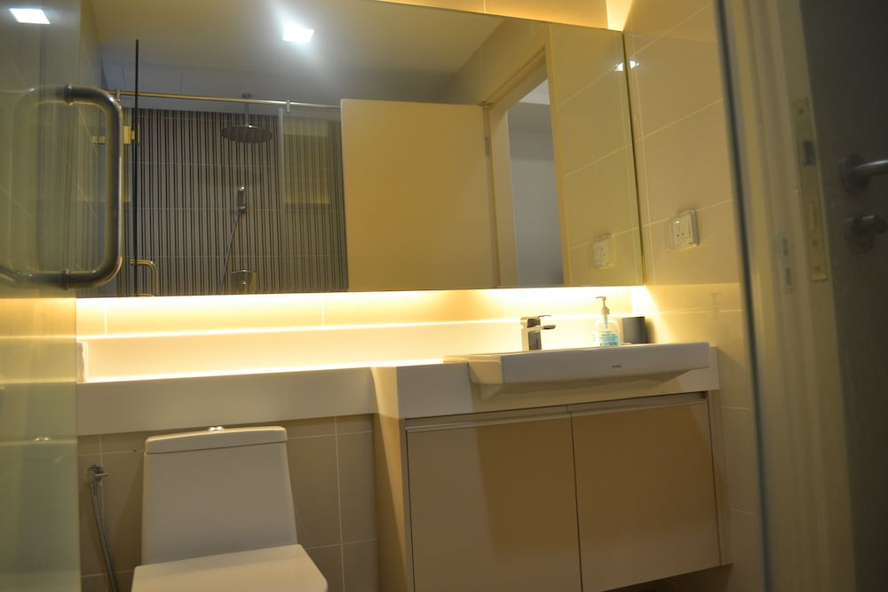 Фото Suasana Suites Bukit Ceylon