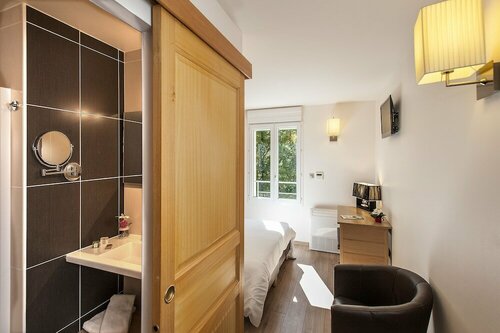 Гостиница Hôtel Restaurant Les 2 Rives Logis