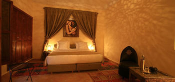 Фото Riad Claire Fontaine