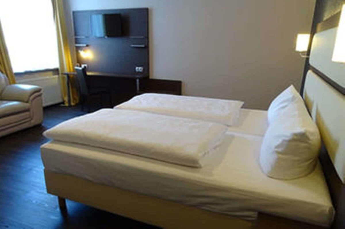 Фото Plaza Inn Hamburg Moorfleet