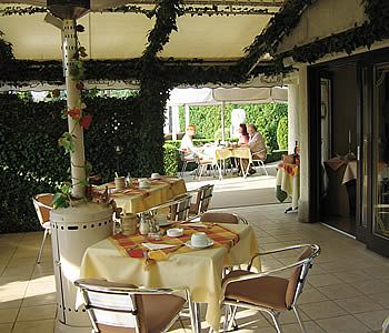 Фото Hotel Molnár