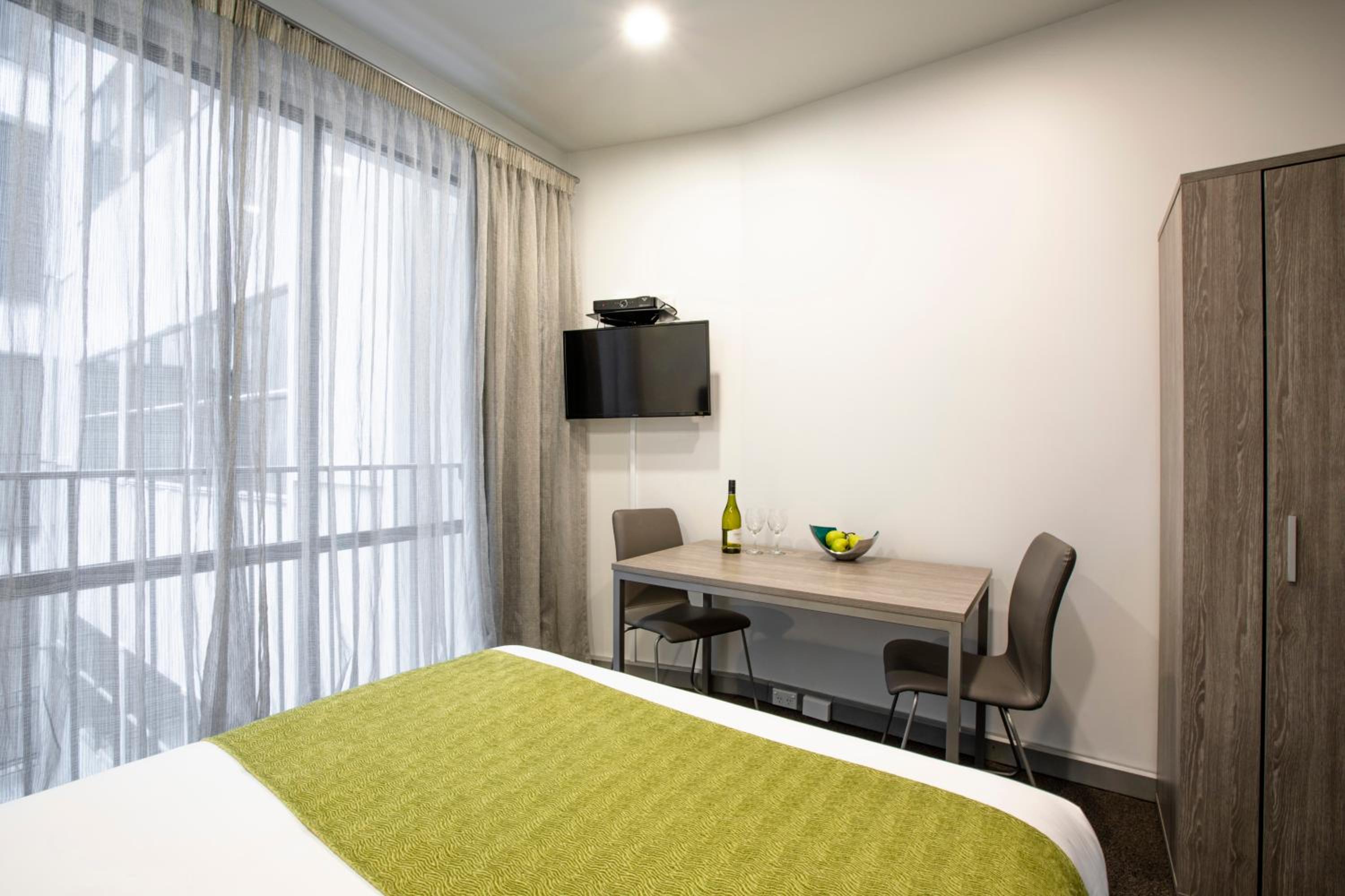 Фото Quest Atrium Serviced Apartments