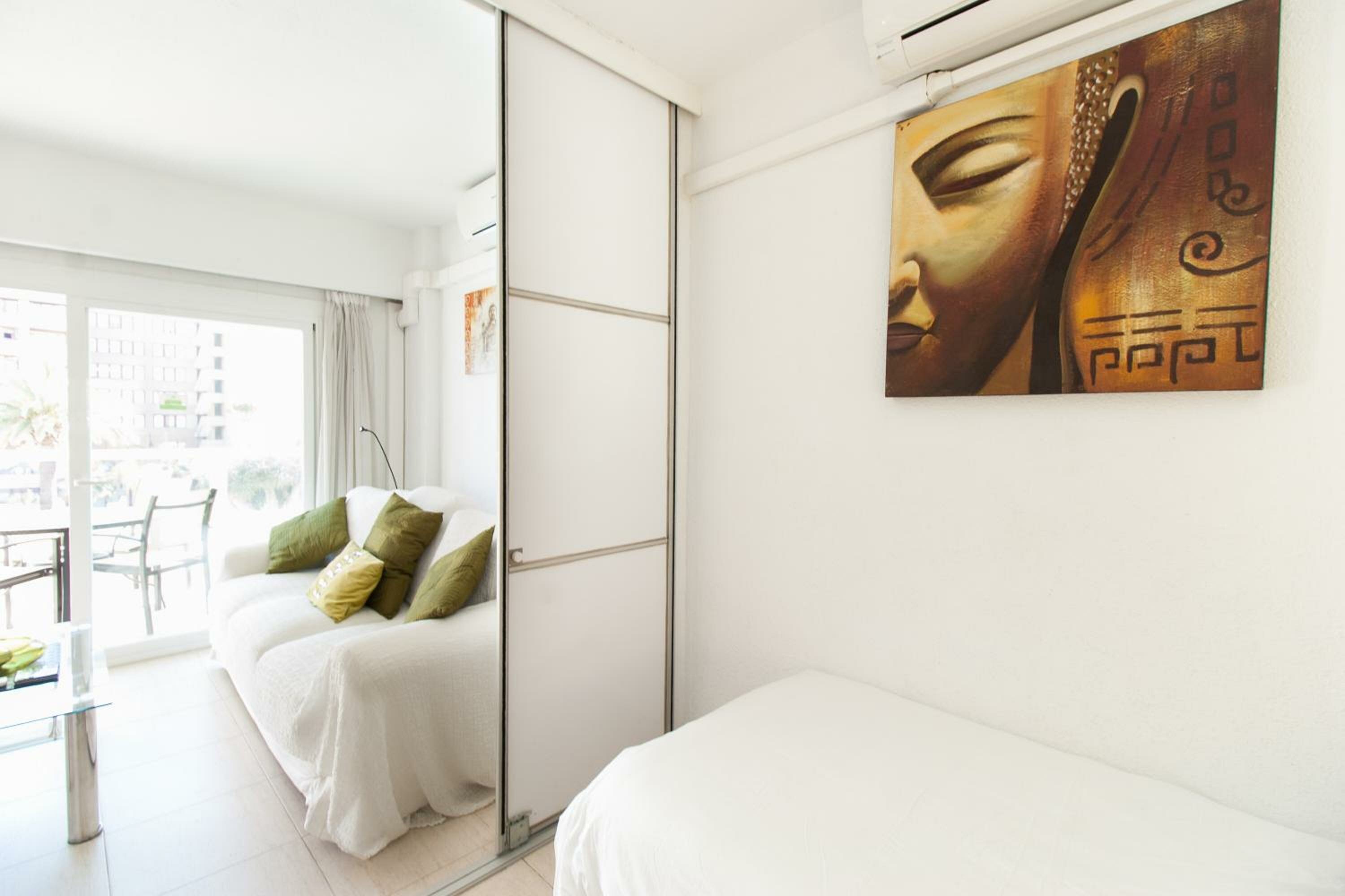 Фото Hotel Pyr Fuengirola