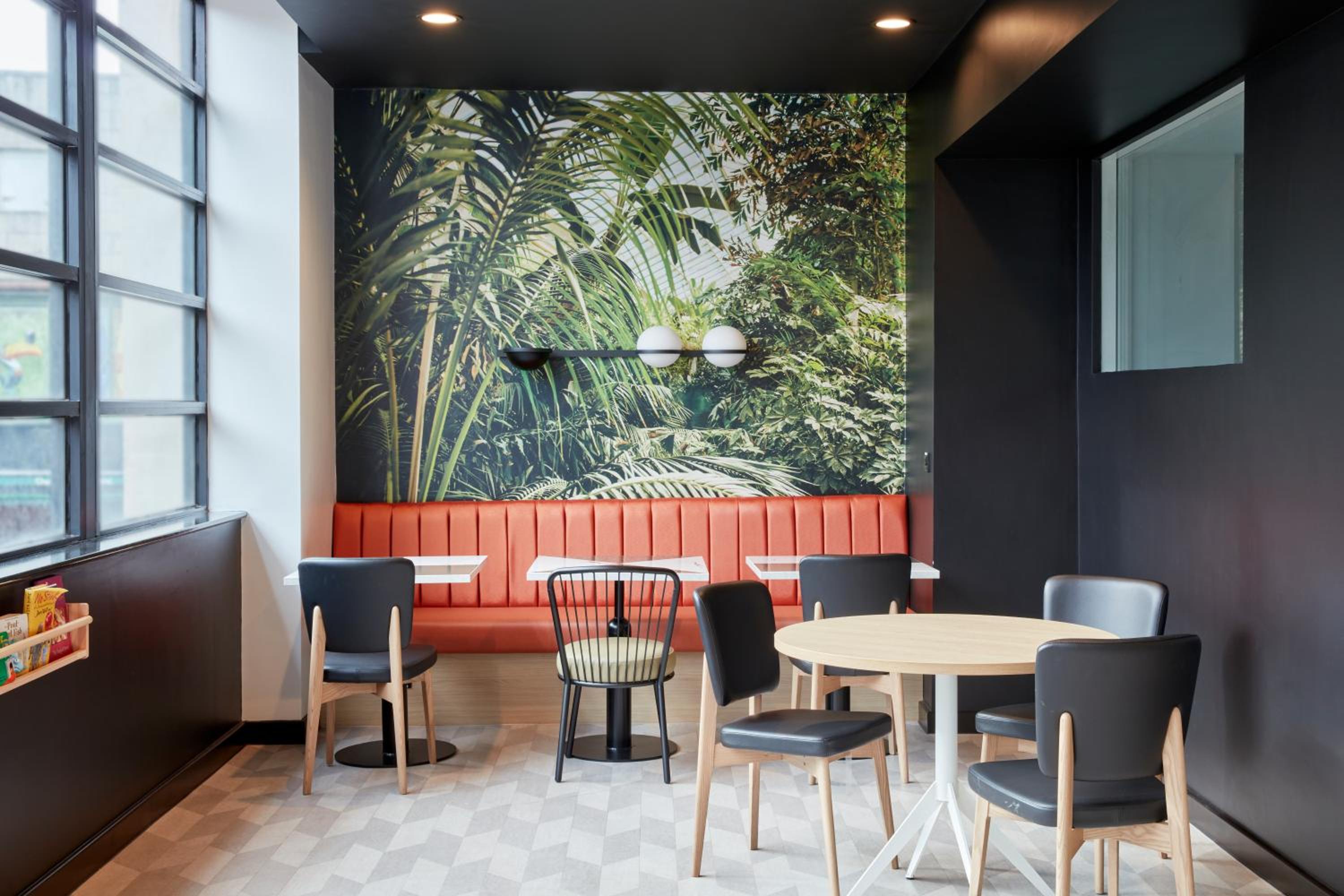 Фото 80793648294