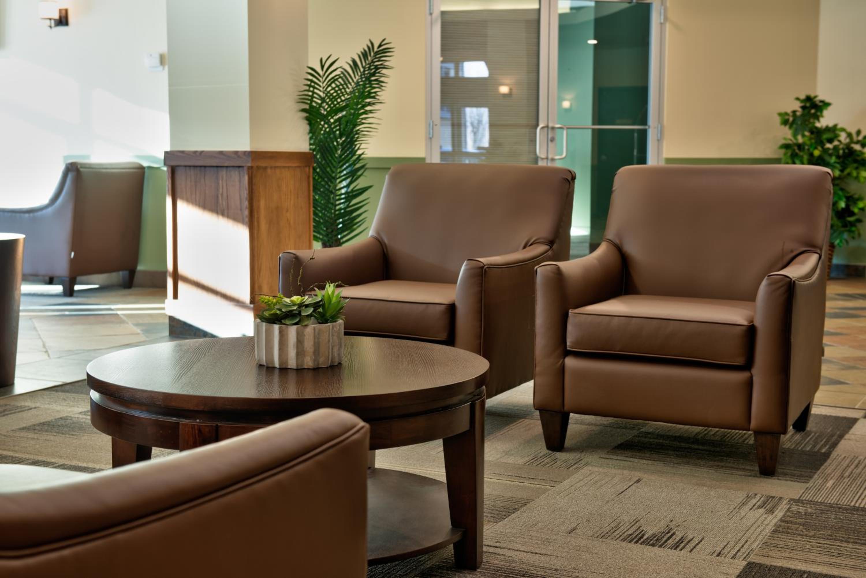 Фото Clearwater Suite Hotel