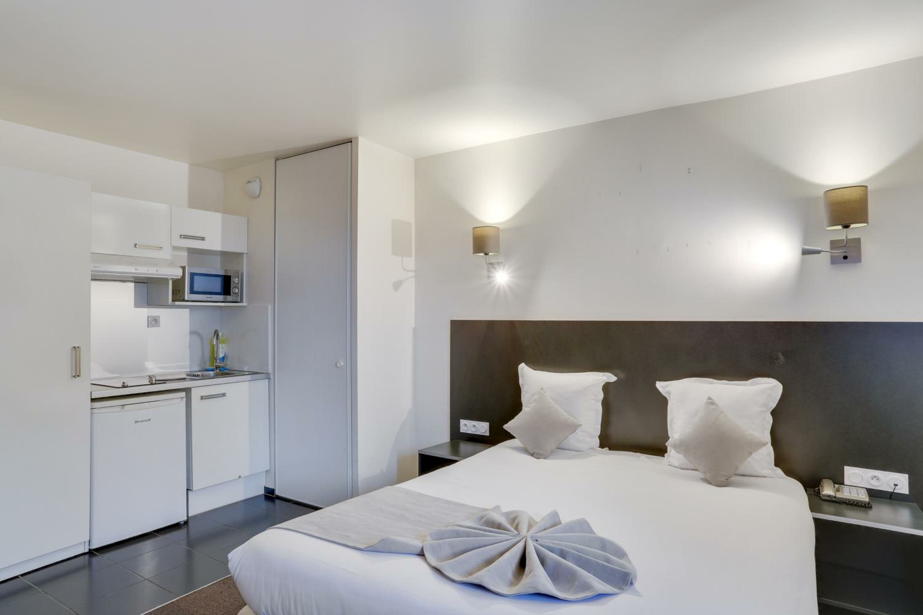 Фото All Suites Appart Hotel Orly Rungis