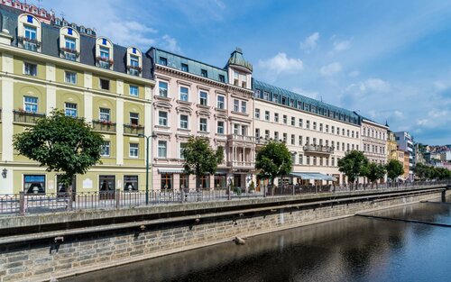 Гостиница Kolonada в Карловых Варах