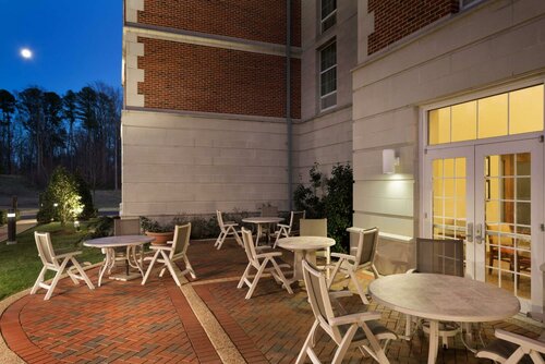 Гостиница Hampton Inn & Suites Williamsburg-Central в Уильямсбурге