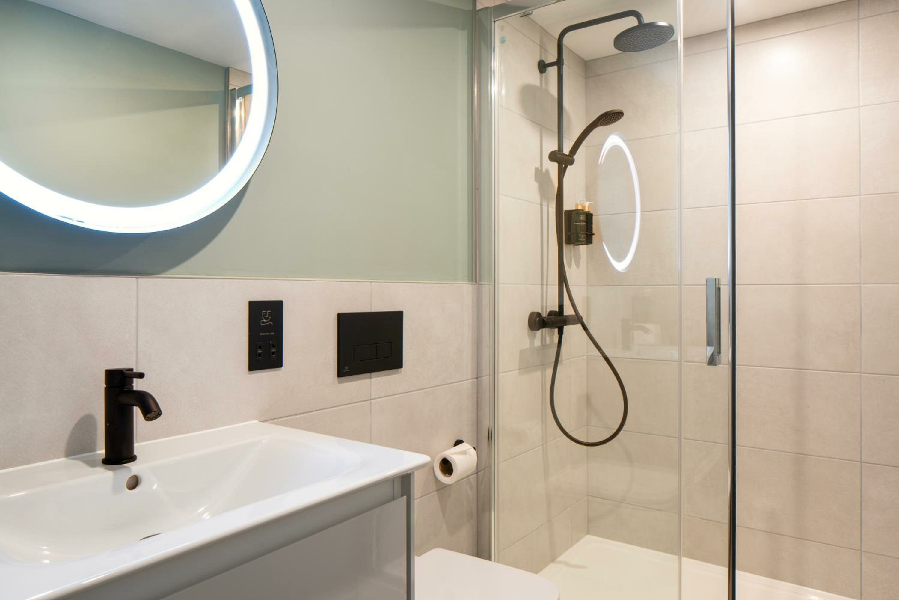 Фото Aparthotel Birmingham