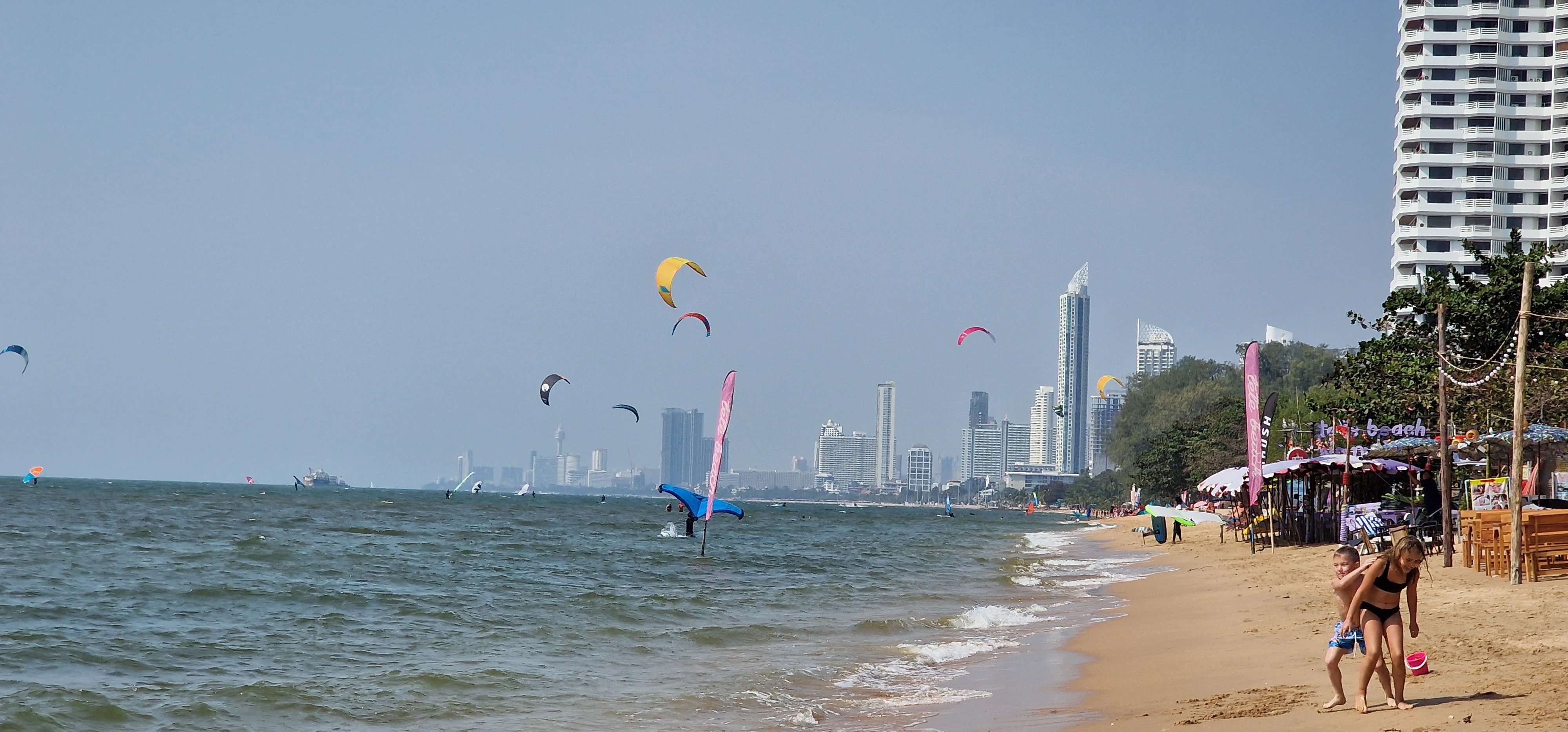 Фото Pinnacle Grand Jomtien Resort