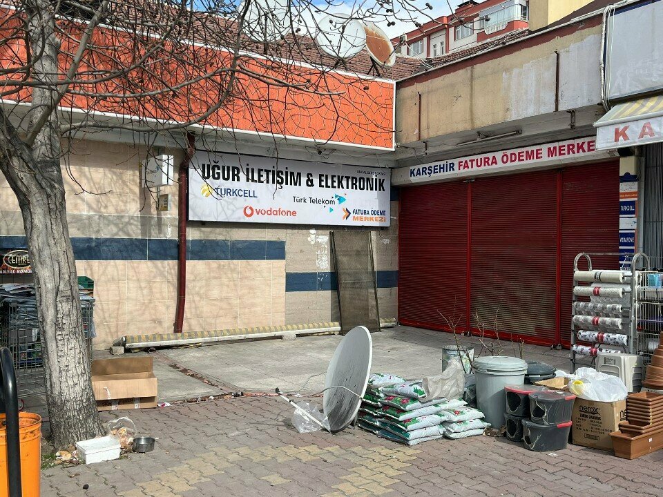 Mobile phone store Turkcell, Konya, photo