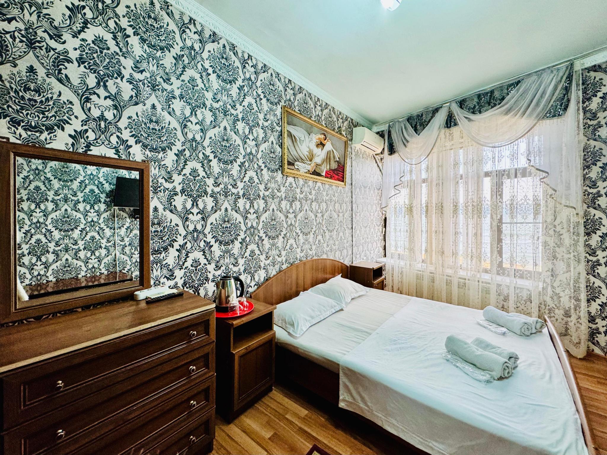 Фото Красный Бак