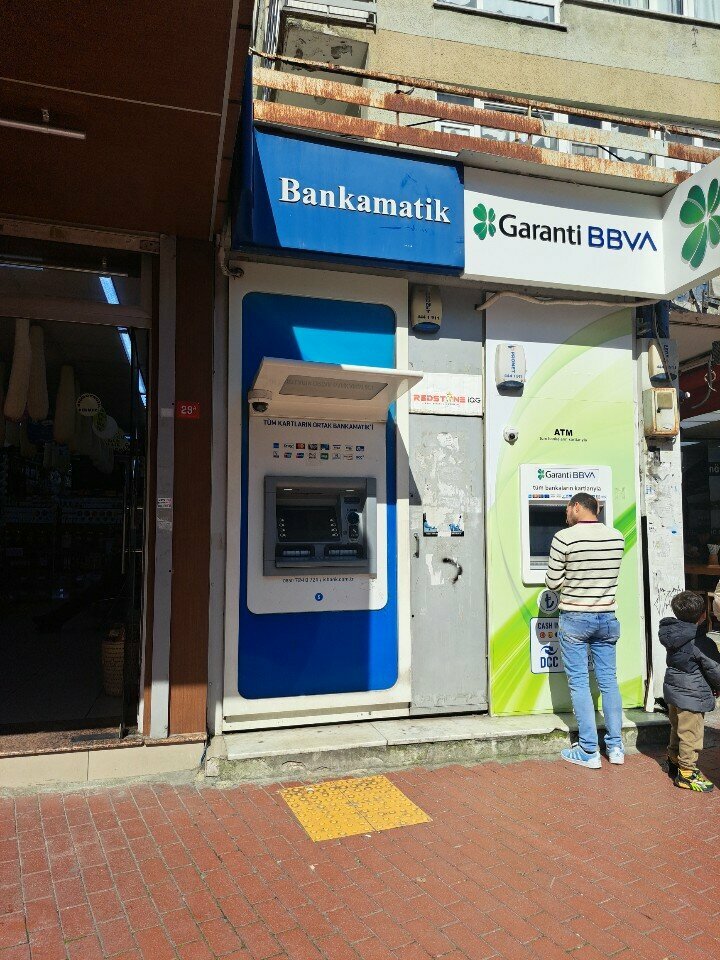 ATM Is Bank, Istanbul, photo
