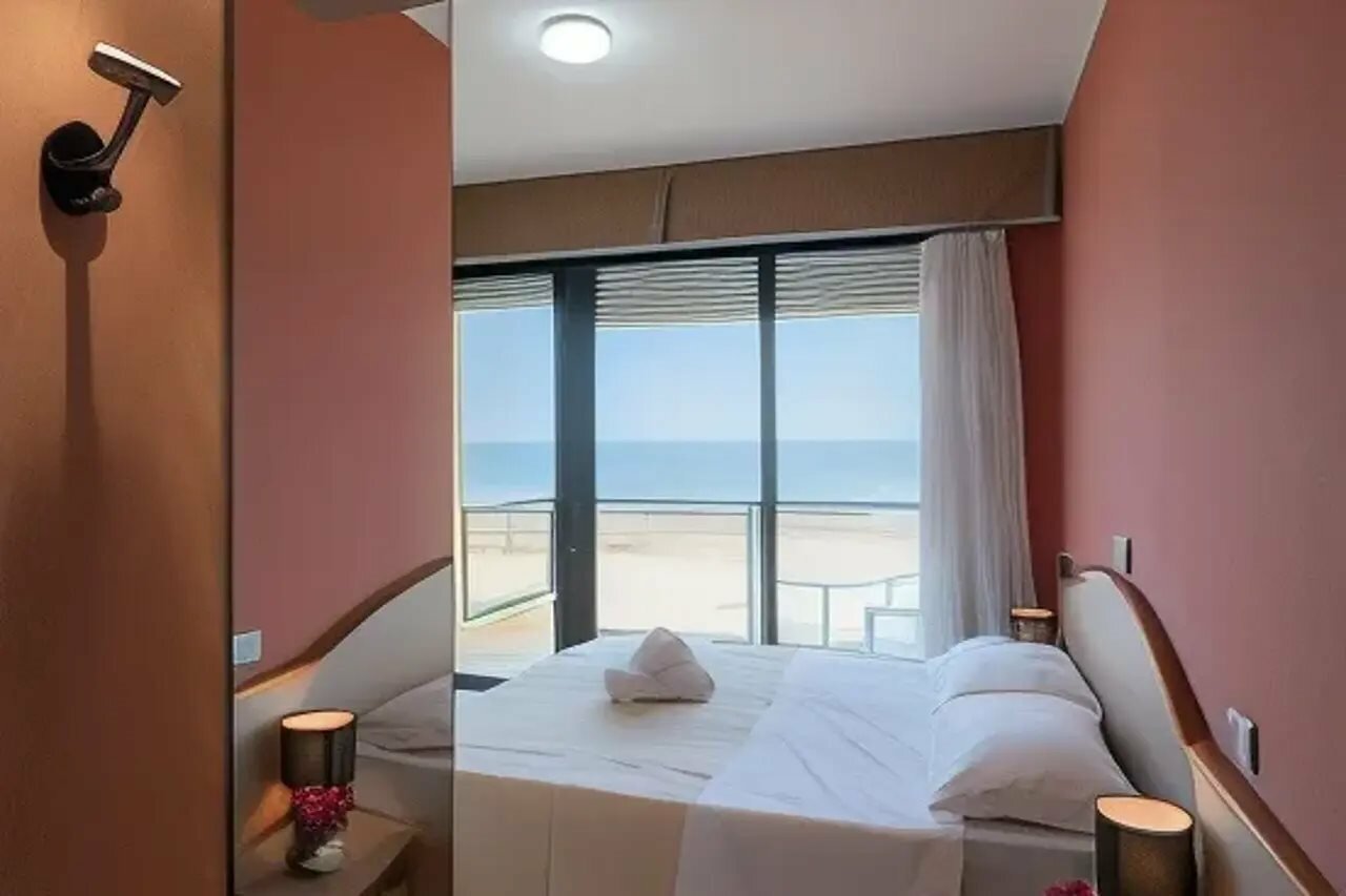 Фото Hotel Crown