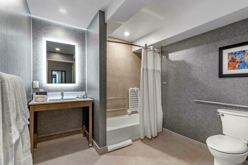 Гостиница Clarion Inn Nashua в Нашуа