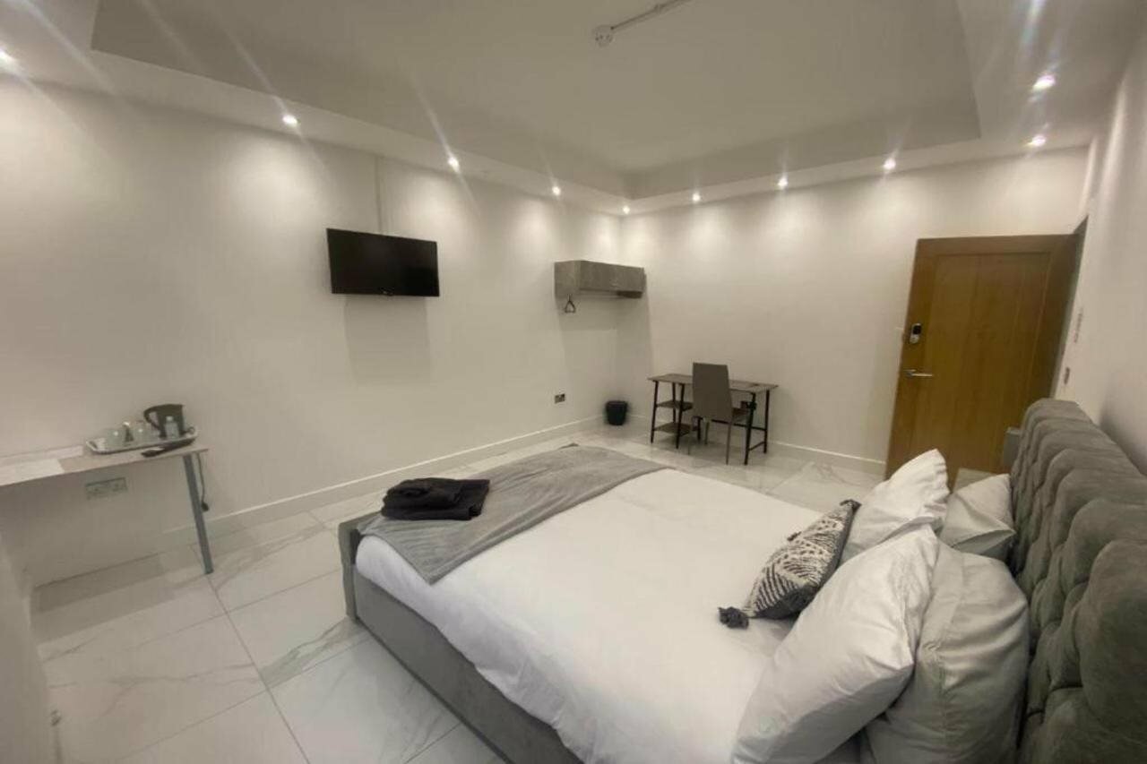 Фото Oyo Bellevue Apartments Middlesborough
