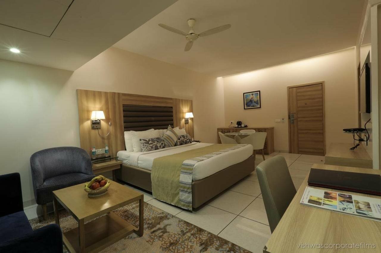 Фото Rang Lords Inn Bharuch