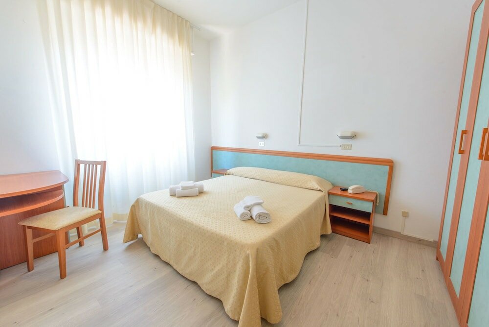 Фото Hotel Sirena