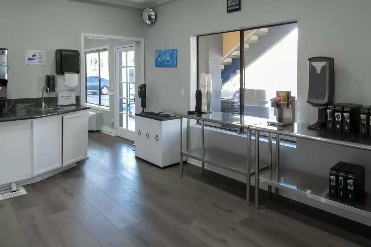 Фото Capri Suites Anaheim