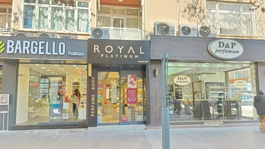 Perfume and cosmetics shop Royal Platinum, Konya, photo