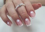 Nails Lashes Studio (Kuratova Street, 83) ، صالون العناية بالأظافر