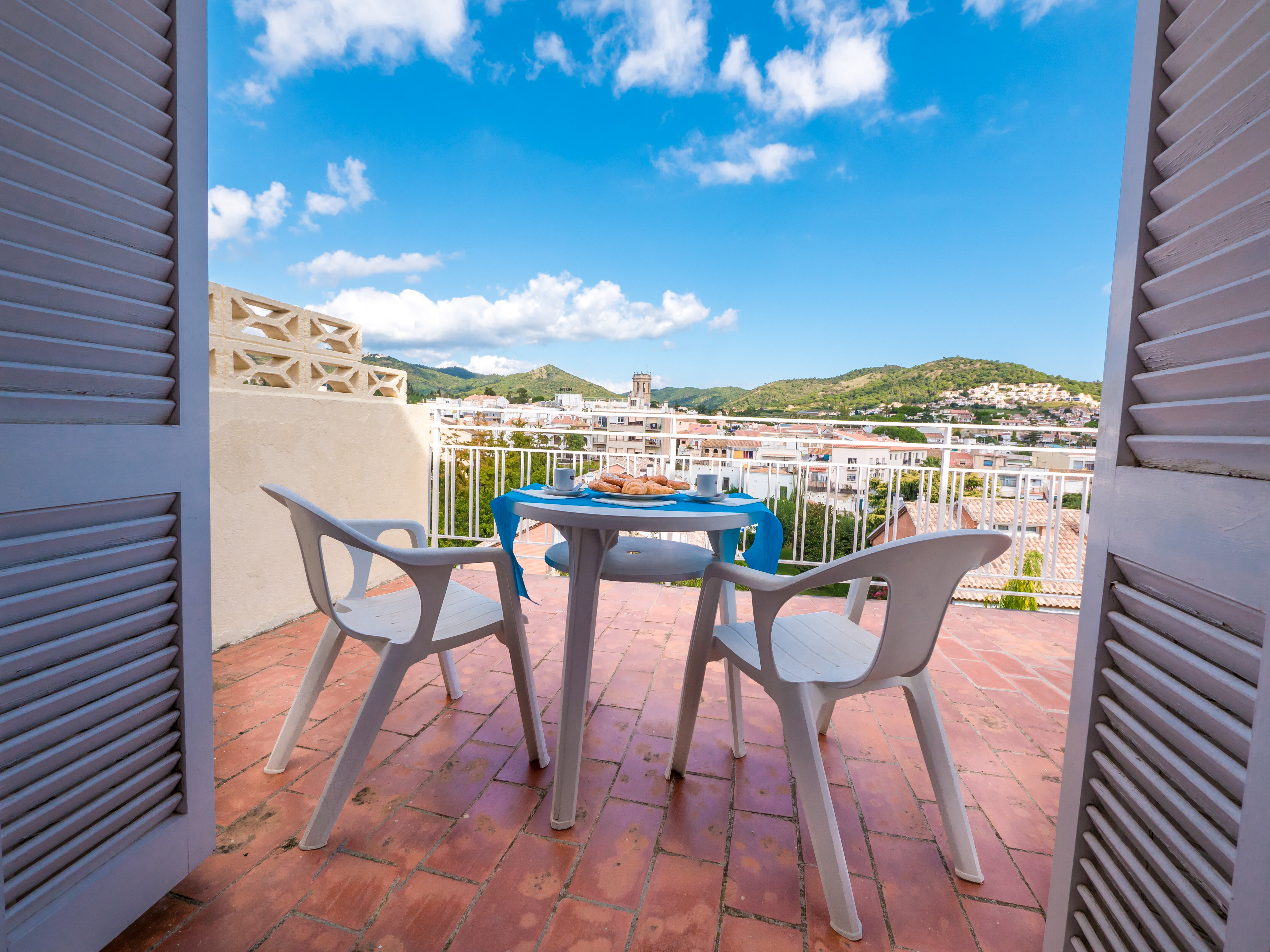 Фото Hotel Checkin Pineda