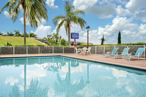Гостиница Baymont by Wyndham Florida City во Флорида Сити
