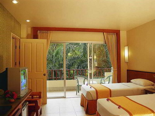Гостиница The Green Park Resort в Паттайе