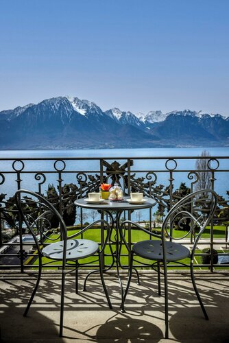 Гостиница Fairmont Le Montreux Palace в Монтре