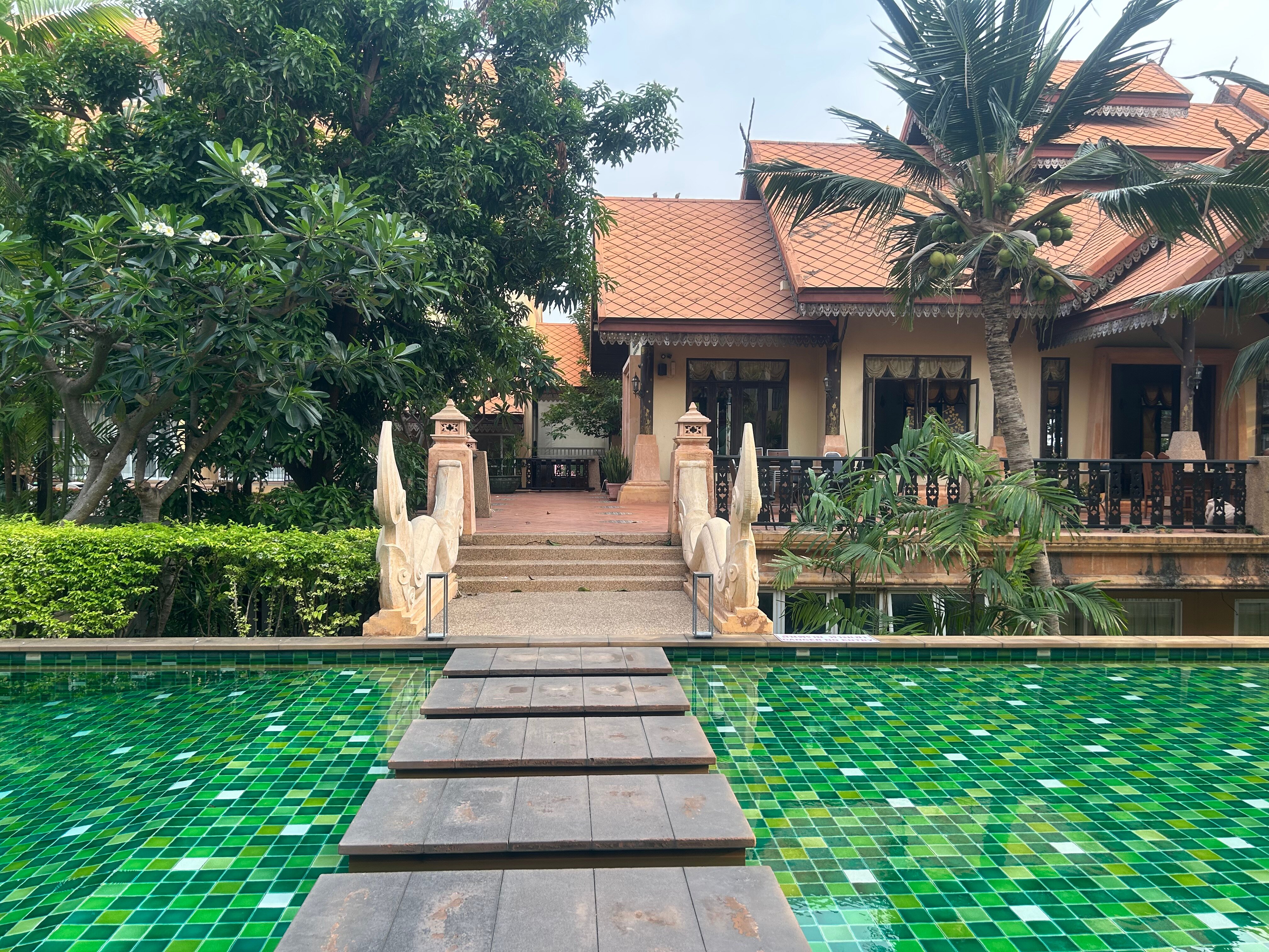 Фото Villa Thongbura