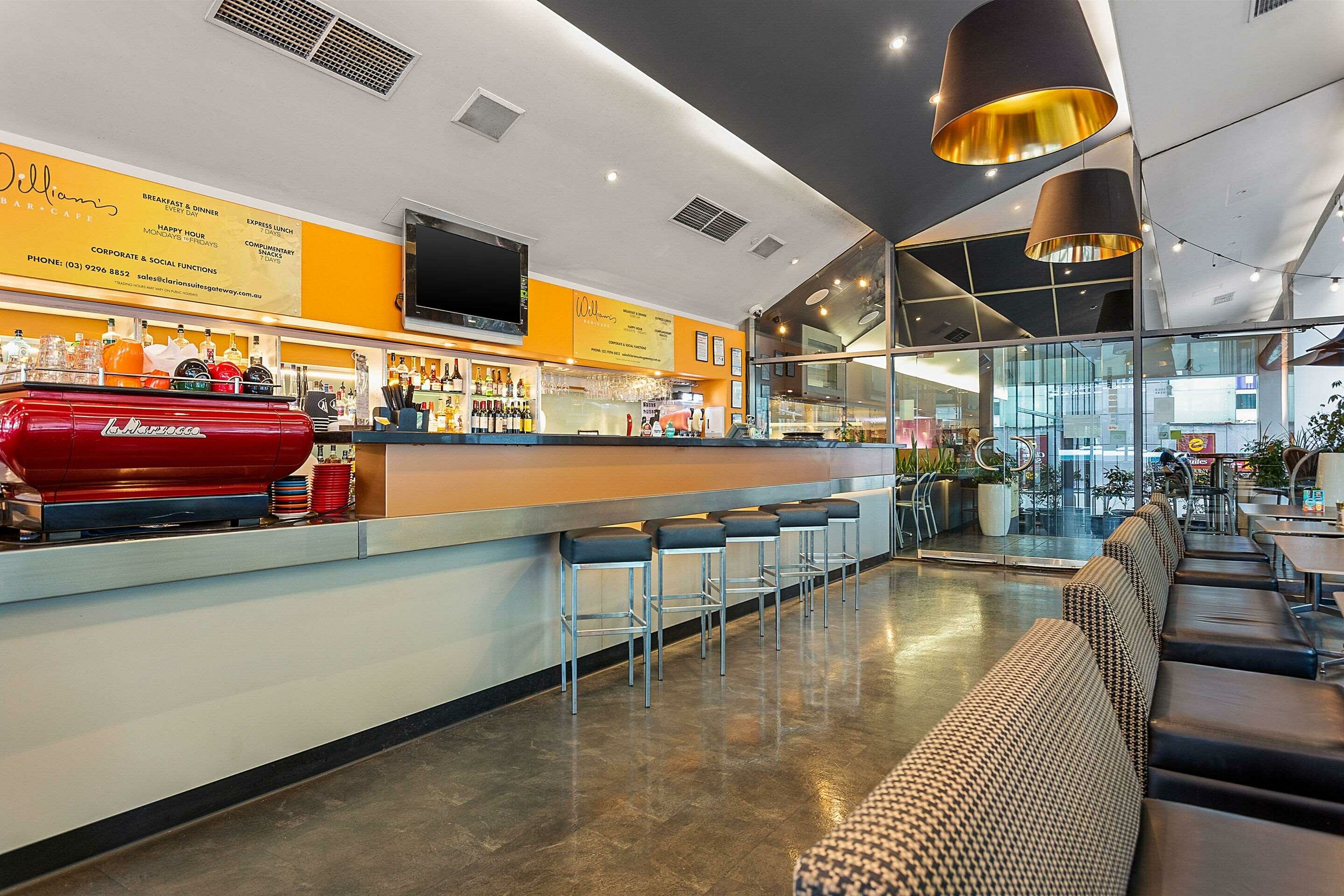 Фото Clarion Suites Gateway