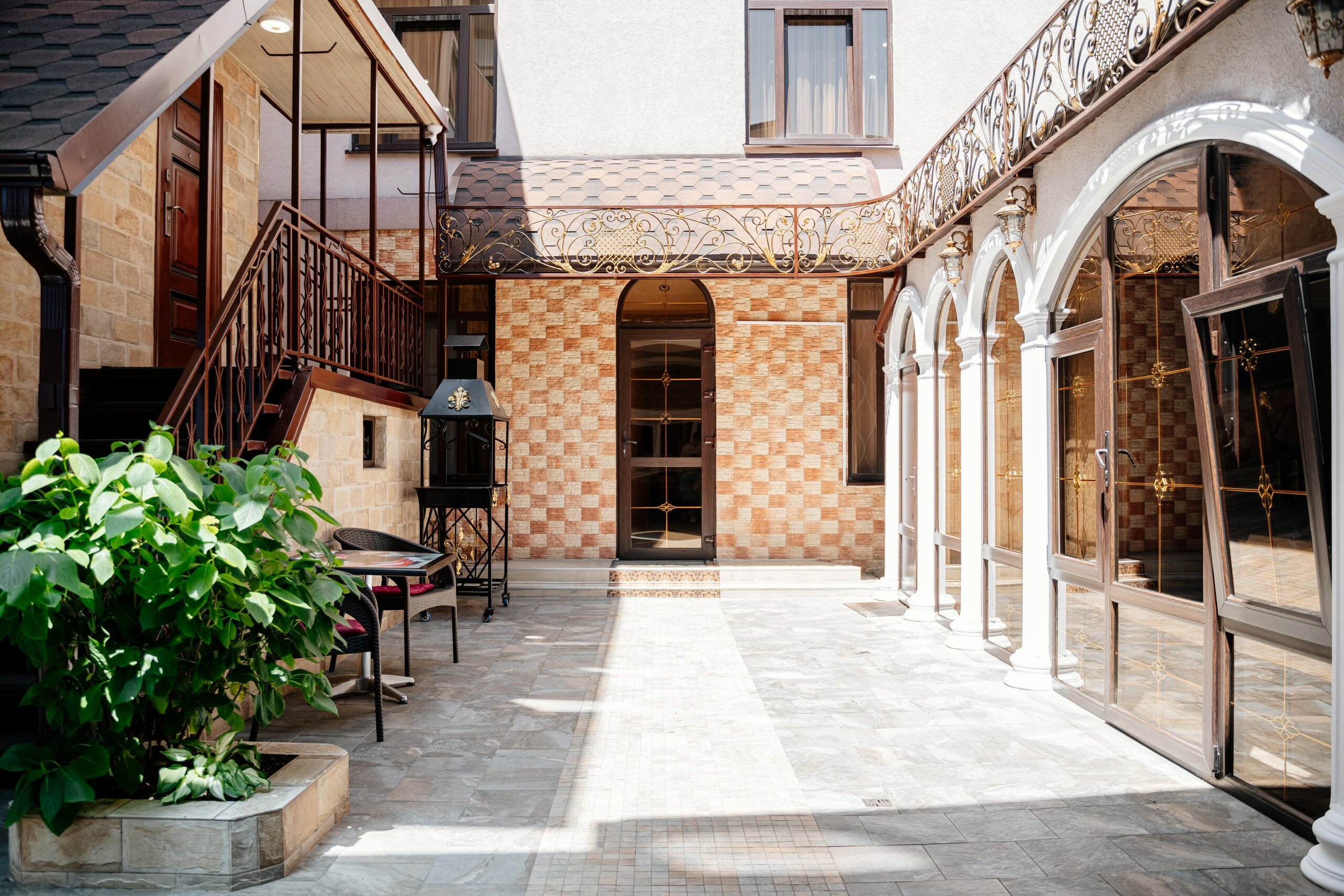 Фото отеля 1