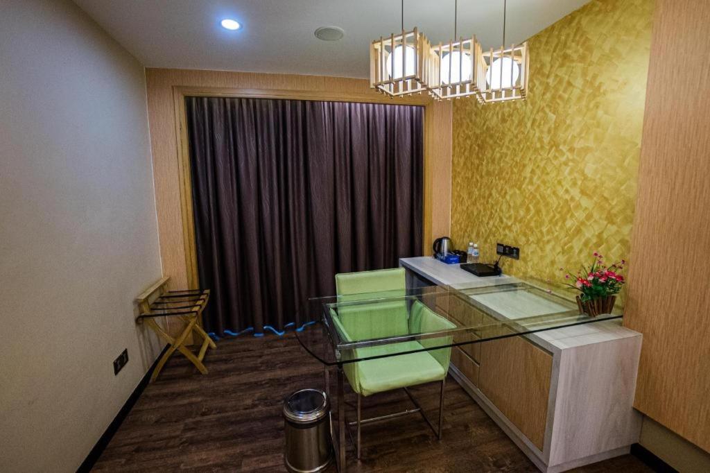 Фото Jc Mark Hotel