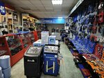 Sivik (posyolok gorodskogo tipa Zarechye, Torgovaya ulitsa, с3), equipos de taller y servicio de automóviles