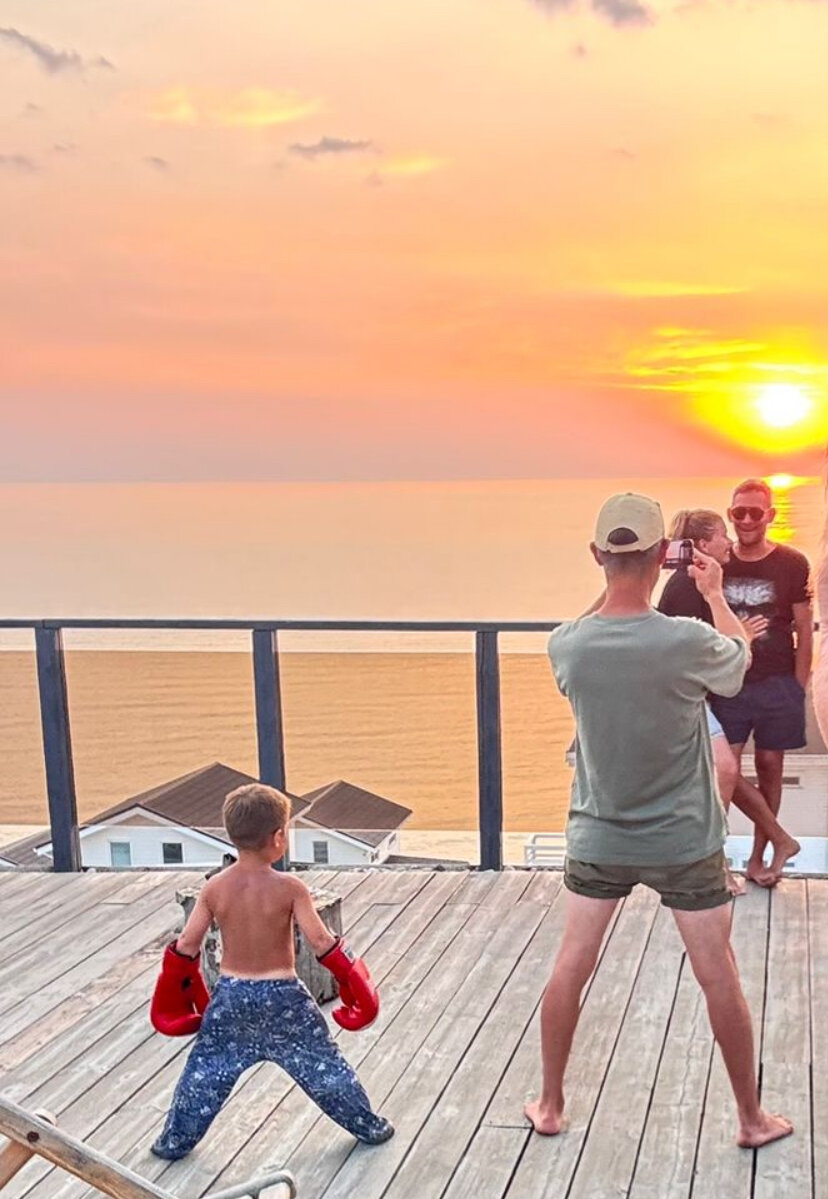 Фото Black Bull House