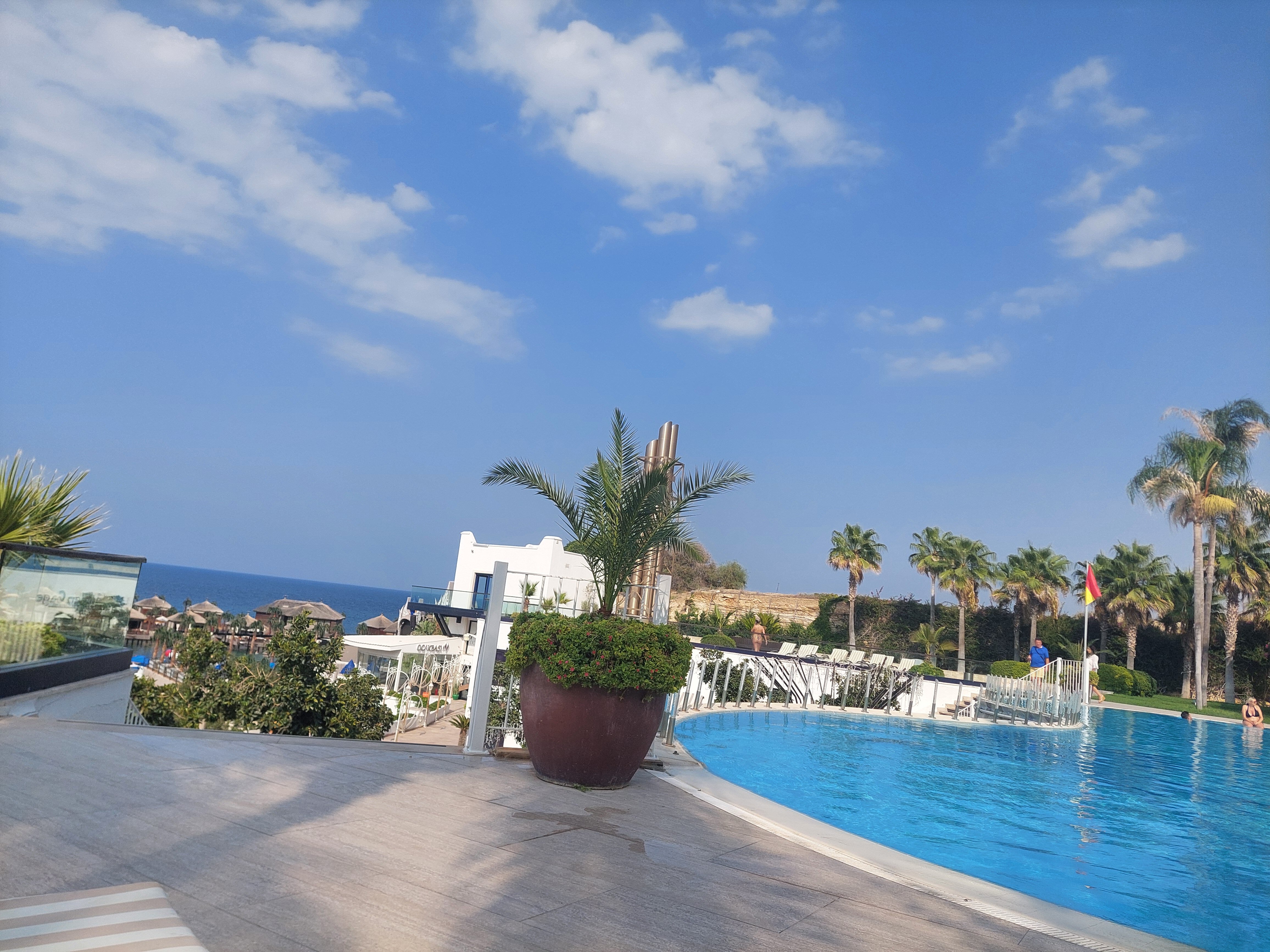 Фото Cratos Premium Hotel