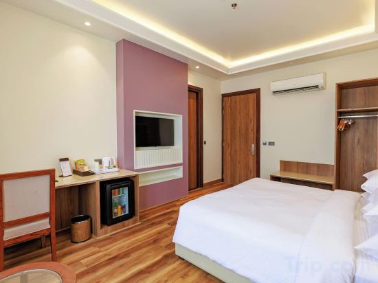 Фото Fabhotel Stay Suite