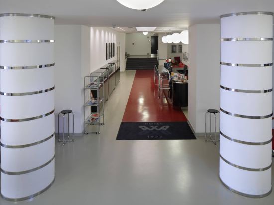 Фото Axa Hotel