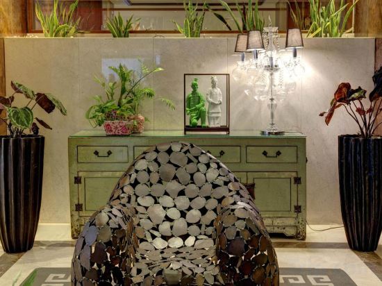 Фото President Hotel