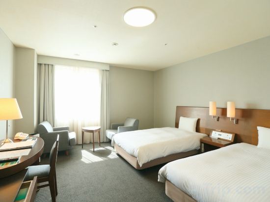 Фото Hotel Brillante Musashino