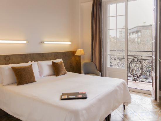 Фото Casa Gracia Barcelona Hostel