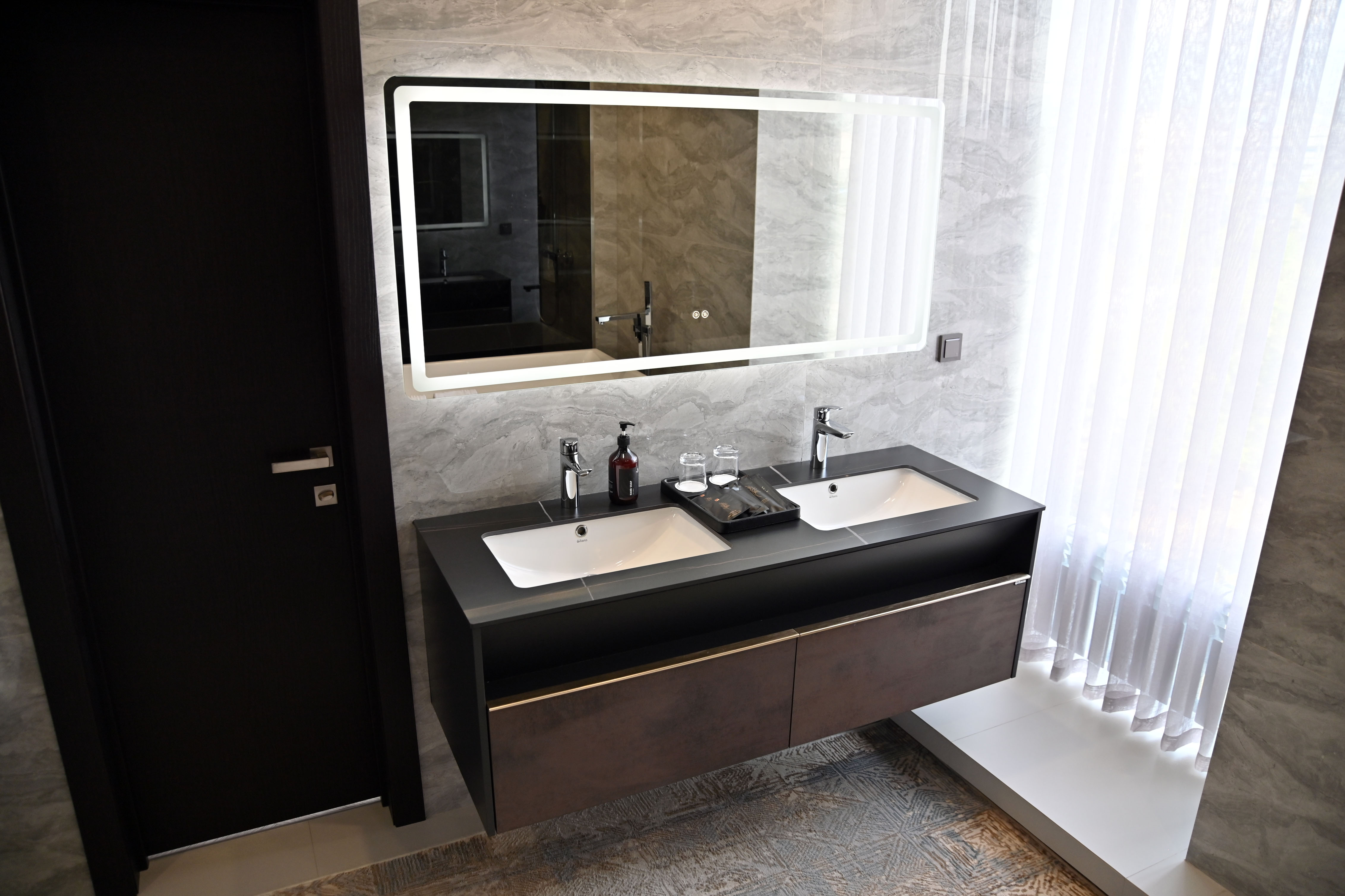 Фото Resident City Hotel