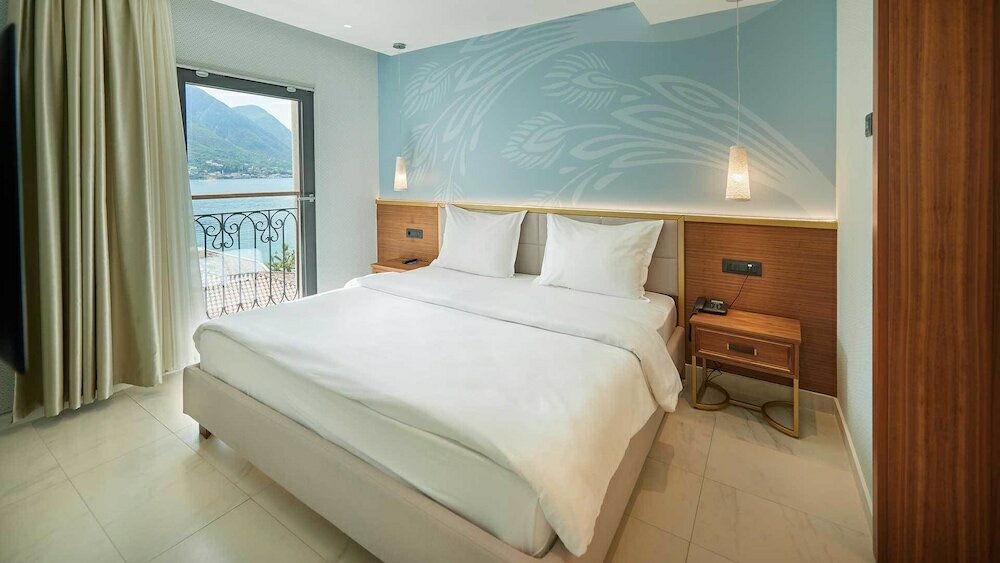 Фото Huma Kotor Bay Hotel and Villas