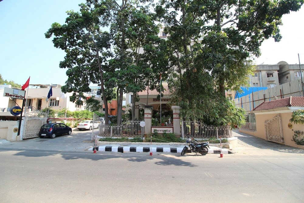 Фото Beverly Hotel