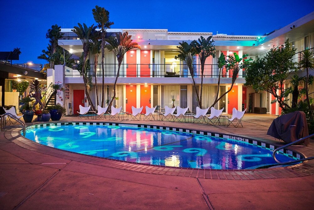 Фото The Phoenix Hotel