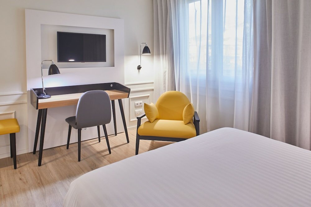 Фото Hotel Silken Rio Santander